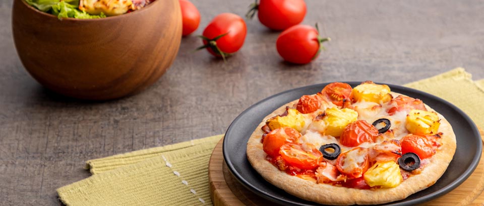 Turkey Pizza with Salad