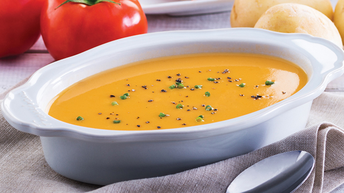 Golden threadfin bream soup with tomatoes and potatoes